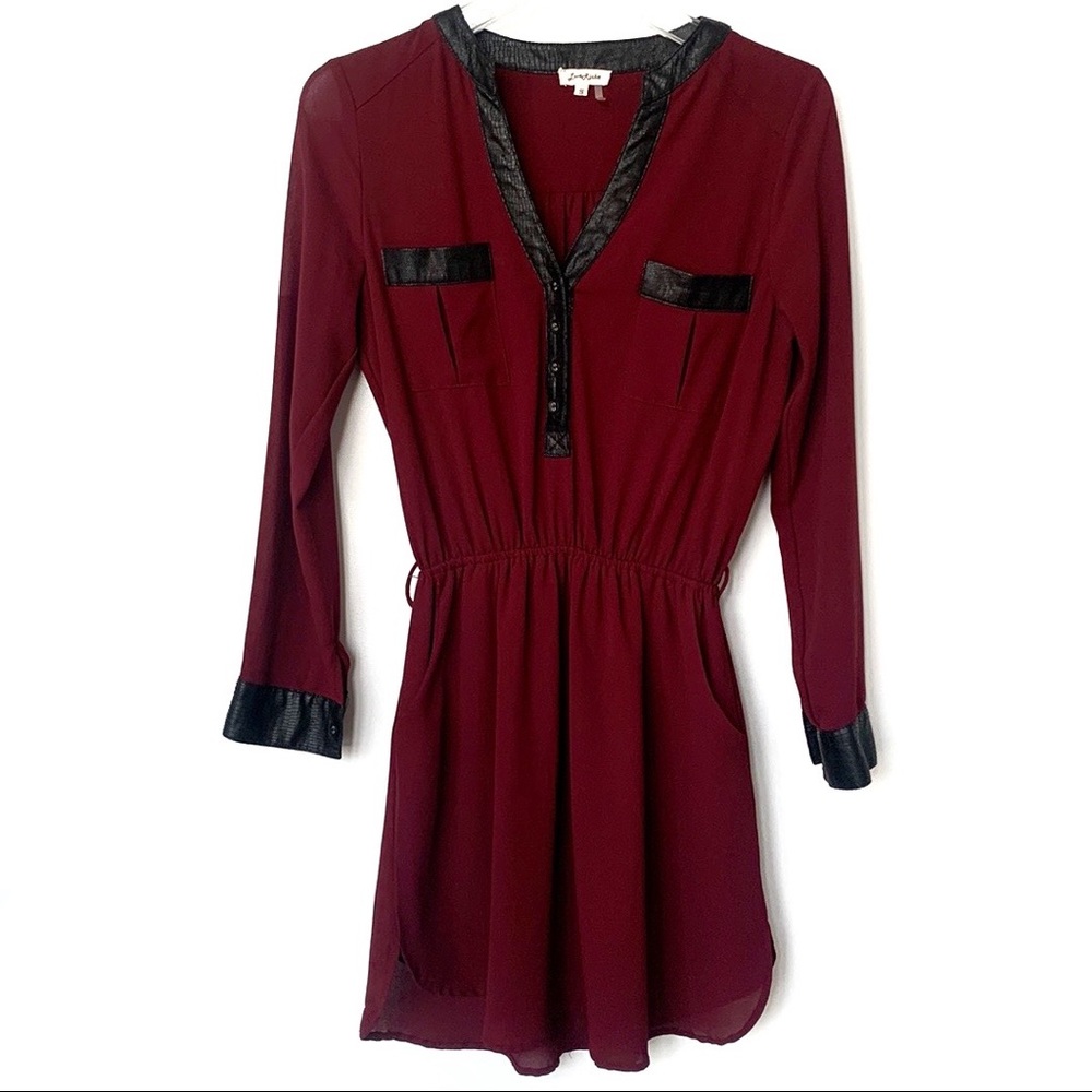 3x$15 Love Richie Burgundy Cinched Waist V‑Neck Dress Soft Stretchy Women’s S